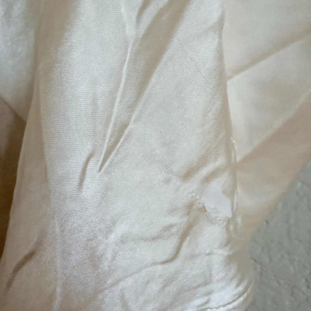 HERE COMES THE SUN selfie Leslie
Element Halterneck Maxi Dress Champagne - Picture 3 of 6